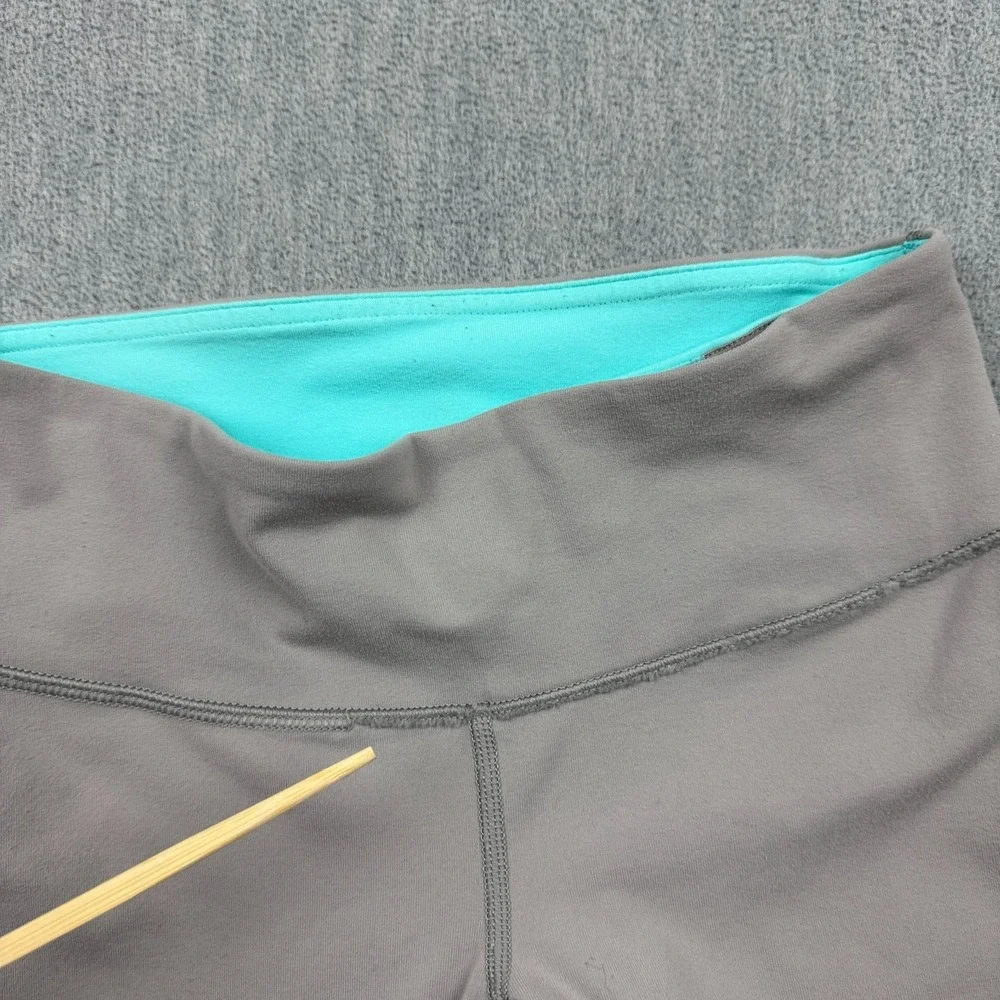 Lululemon Leggings Womens 4‎ Gray Find Your Flow Cropped 23